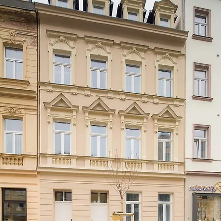 Revelton Apartman Karlovy Vary